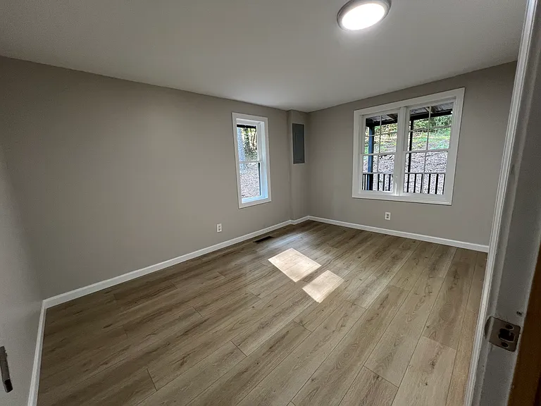 Holly Hill Dr — Photo 17