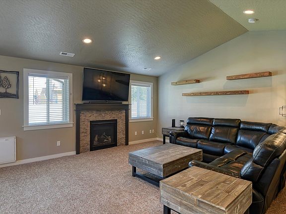 3rd image of 6909 S Jasper Dr