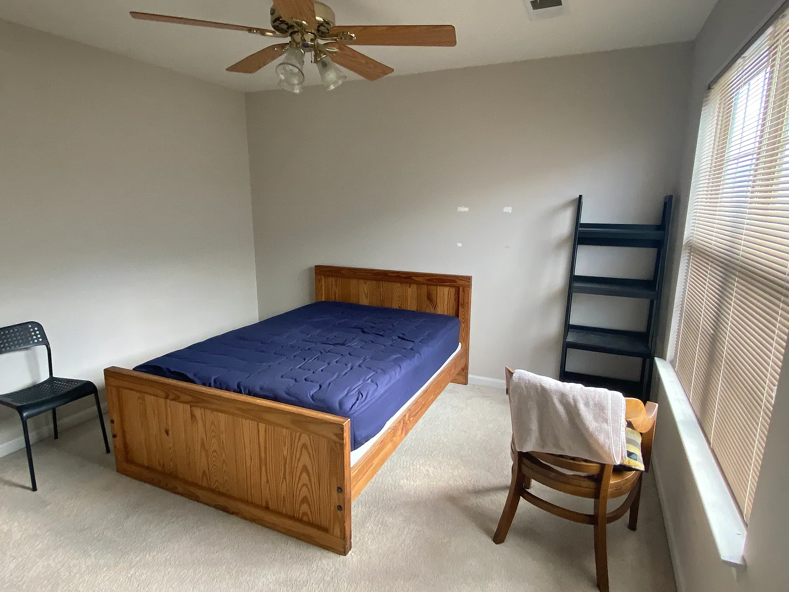 Amber Ridge Cir, Germantown — Photo 1