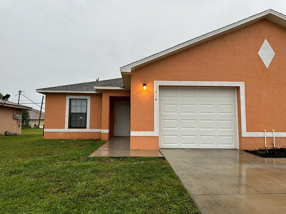 3414 SW 7th Pl