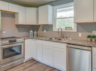 461 Ewing Dr, Nashville, TN 37207
