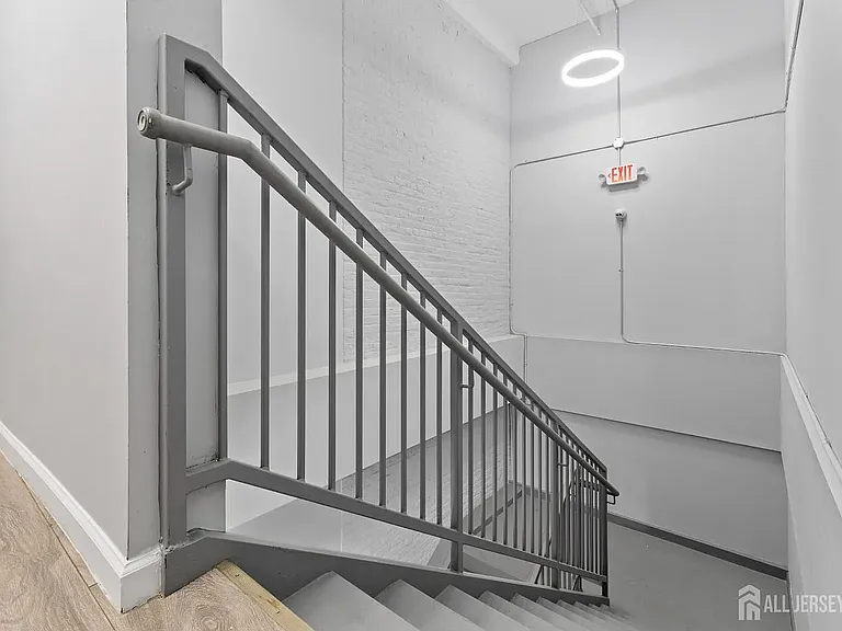 226 New Brunswick Ave #302 — Photo 10