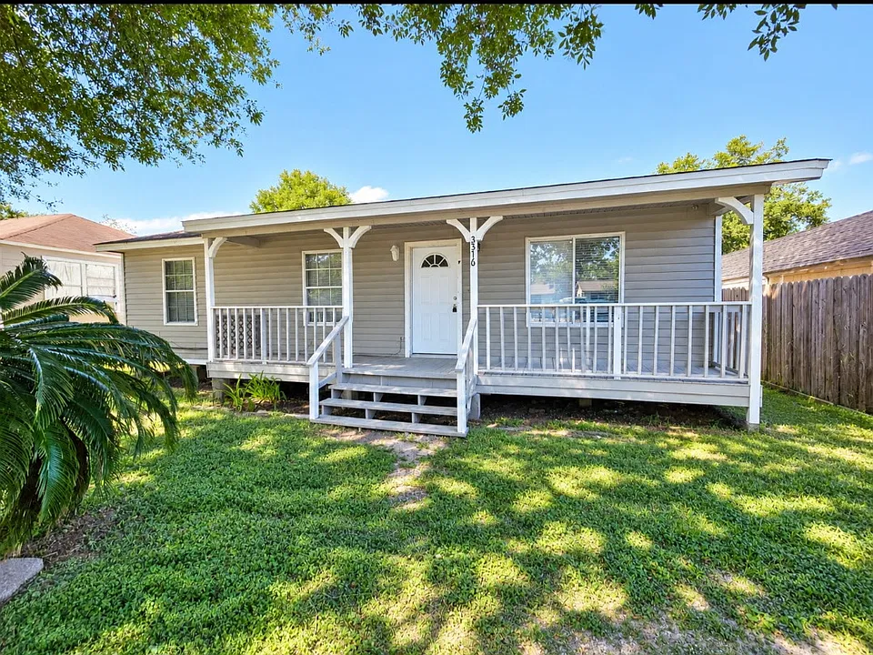3316 Texas Ave