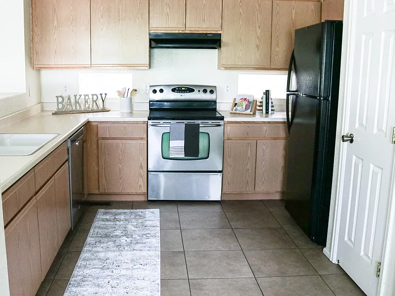 2735 Central Park Blvd — Photo 8