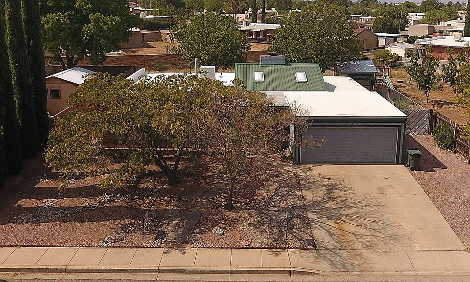 1st image of 673 Savanna Dr