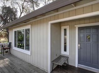 22925 Sunset Ridge Dr, Auburn, CA 95602