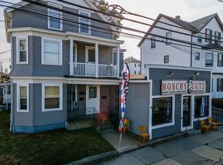 121-123 Brayton Ave, Fall River, MA 02721