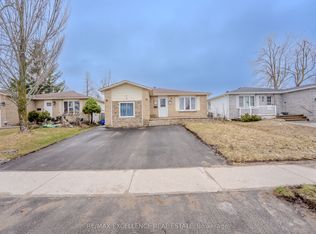 3 Hickling Trl, Barrie, ON