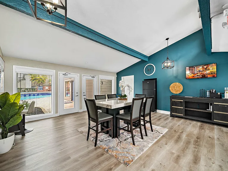 51 Ten Townhomes — Photo 8