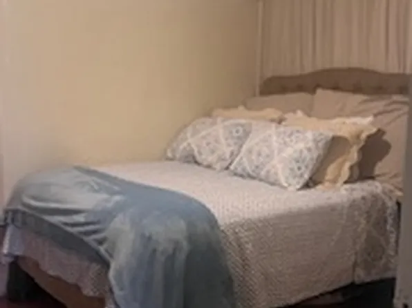 258 West 12th Street image 5 of 7