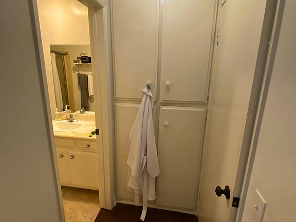 Private Bathroom storage