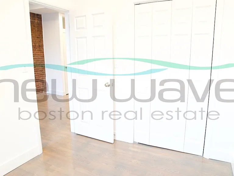 88 W Cedar St #10 — Photo 8