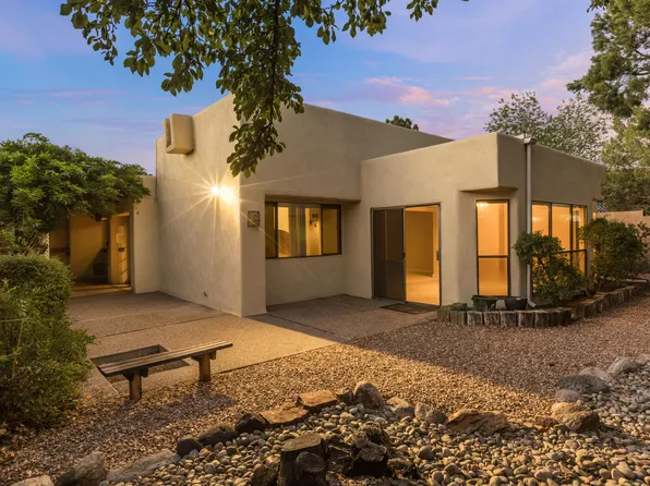 4216 Indian Springs Dr NE, Albuquerque, NM 87109