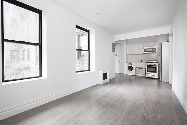 Rented by Platinum Forbes Global Properties | media 13