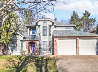 22305 SW Taylors Dr, Tualatin, OR 97062