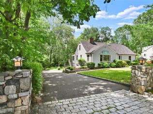 209 Hollow Tree Ridge Rd, Darien, CT 06820