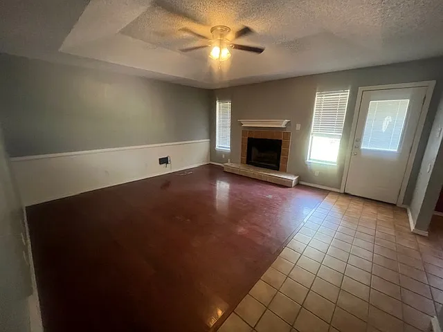 409 Walnut Creek Dr — Photo 5