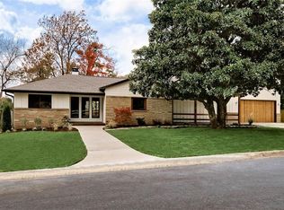 1321 N Vandeventer Ave, Fayetteville, AR 72703