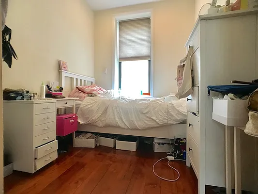 Rented by Corcoran | media 17