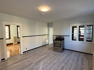 10 Imperial Rd APT 1, Worcester, MA 01604