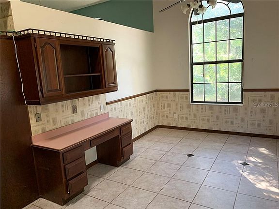 5th image of 3126 Howard Ave