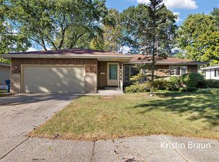 1448 Marlboro Rd, Muskegon, MI 49441