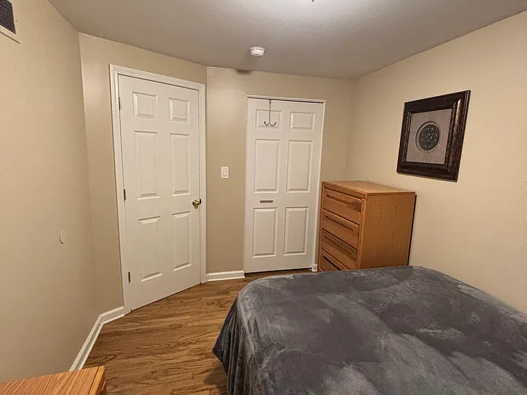 1811 Wilshire St — Photo 32