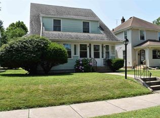 1218 E Victoria St, South Bend, IN 46614