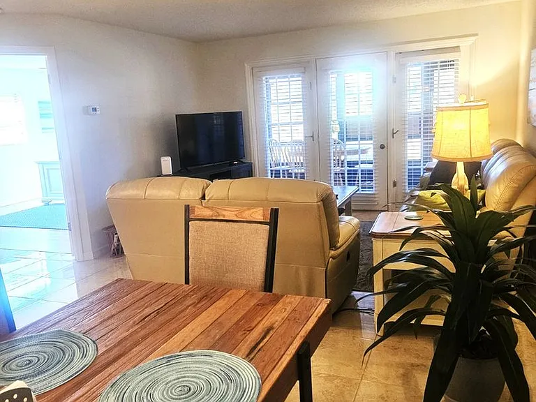 307 Pine Hollow Cir — Photo 14