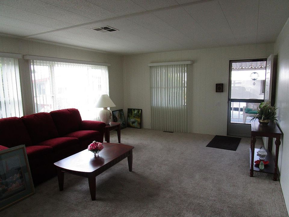 2nd image of 55 Quail Hollow Dr #55