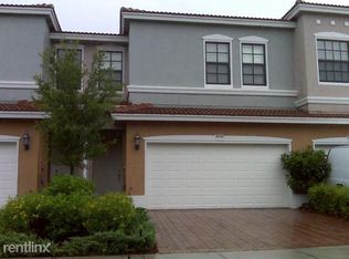 5032 S Chrystie Cir, Delray Beach, FL 33484