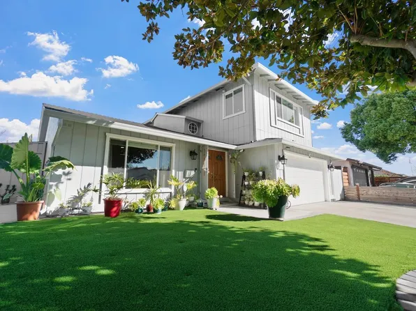 31328 Santa Maria Dr, Union City, CA 94587