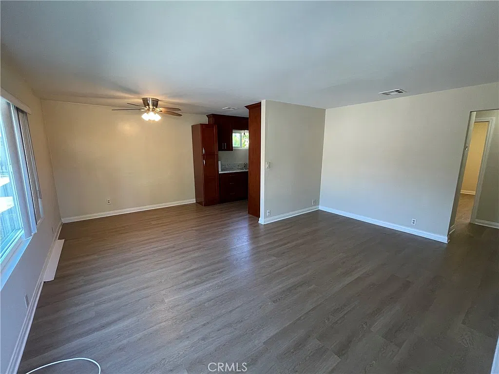 2 bed, 1100 sqft, $2,350 — Photo 4