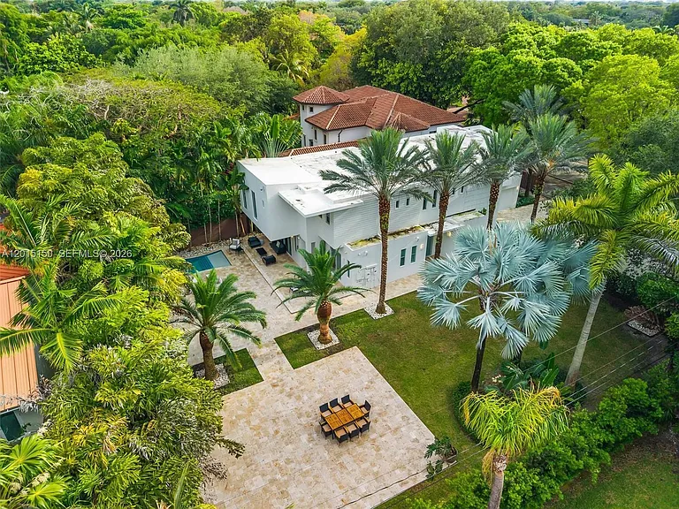 3917 S Le Jeune Rd — Photo 110