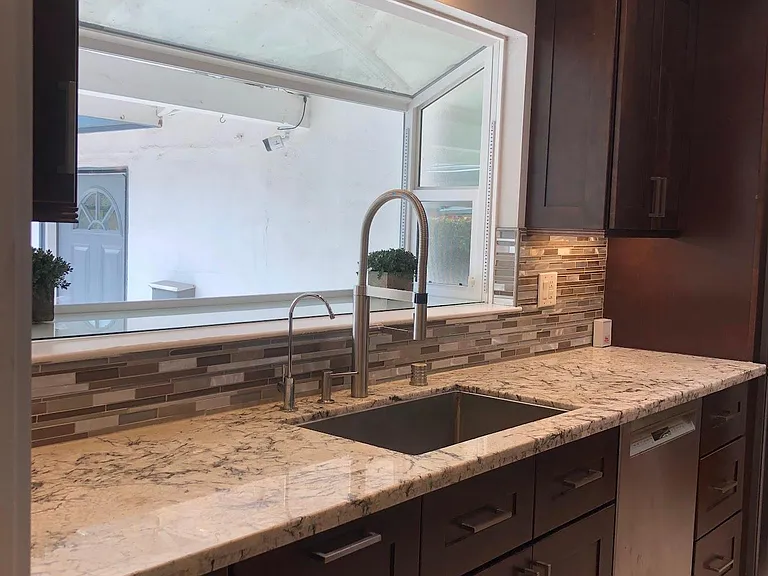 303 Mackenzie Dr — Photo 9