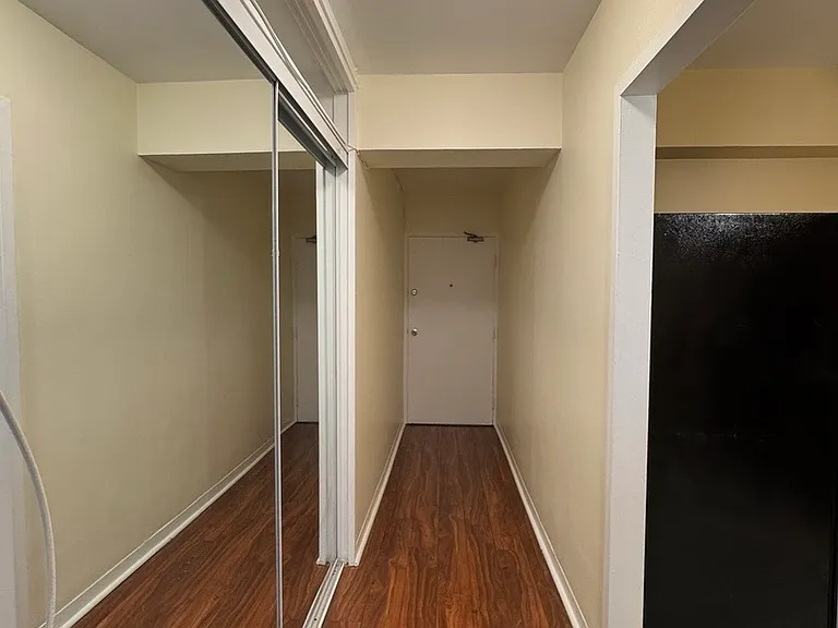 7337 S South Shore Dr #704 — Photo 7