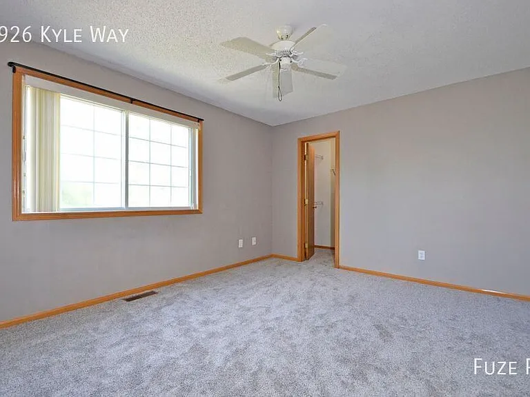 1926 Kyle Way — Photo 12