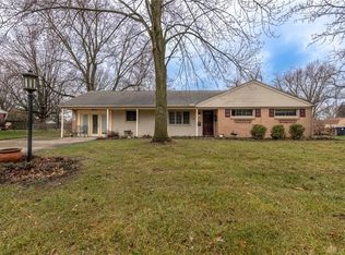 511 Willowhurst Dr, Dayton, OH 45459