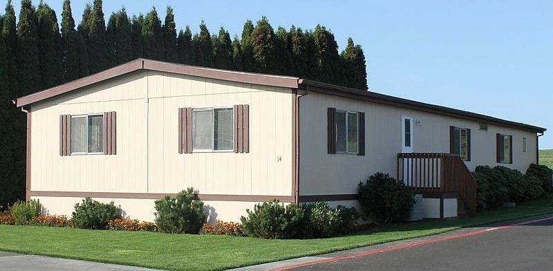 1st image of 5885 NE Jacobson St