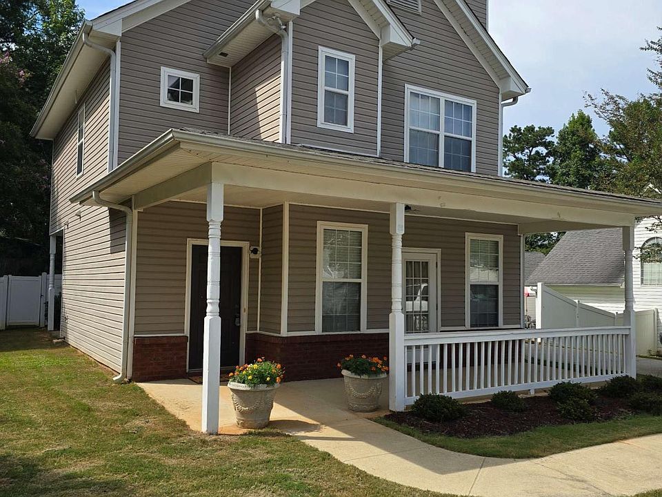 1st image of 101 Ashgate Way