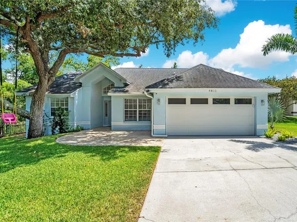 4811 Klosterman Oaks Blvd, Palm Harbor, FL 34683