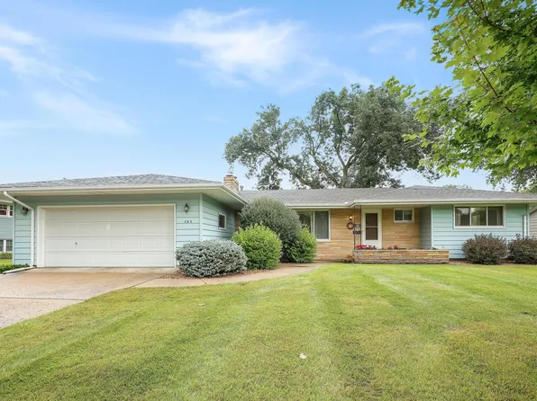 205 Sunrise Ave N, New Prague, MN 56071