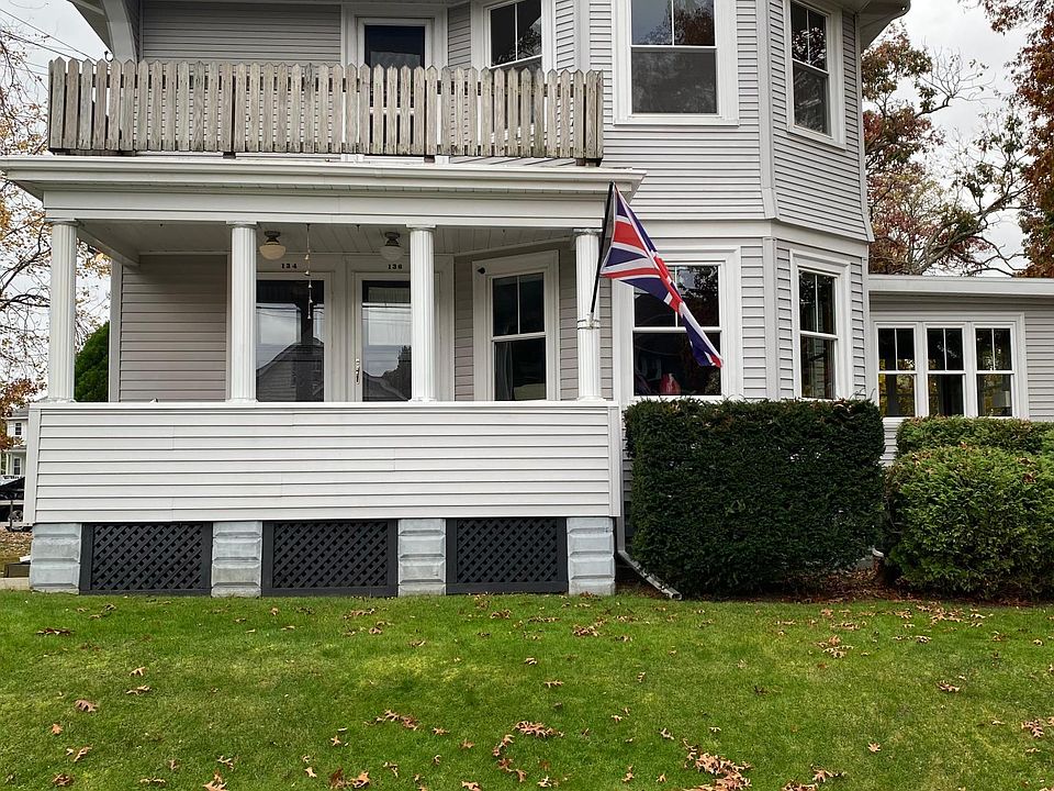 Front of home. View of porch.