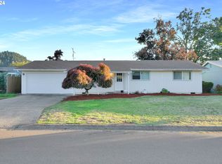 5871 E St, Springfield, OR 97478