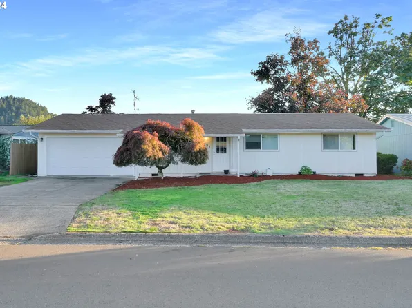5871 E St, Springfield, OR 97478