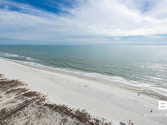 3rd image of 533 W Beach Blvd #901