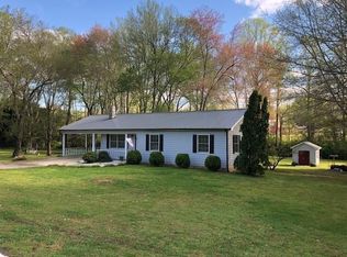 3056 Rocky Rd, Lenoir, NC 28645