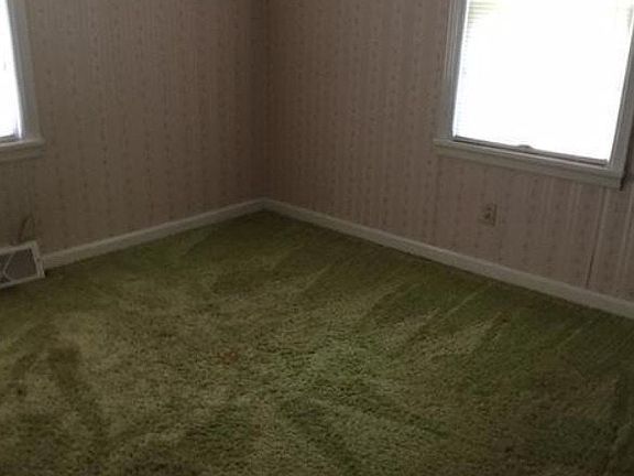 2nd image of 7906 Jonquil Dr