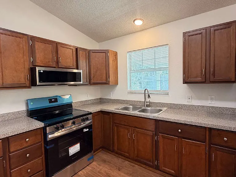 25 Cedar Trce — Photo 18