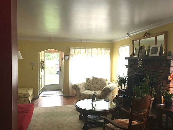 3rd image of 173 Beech St